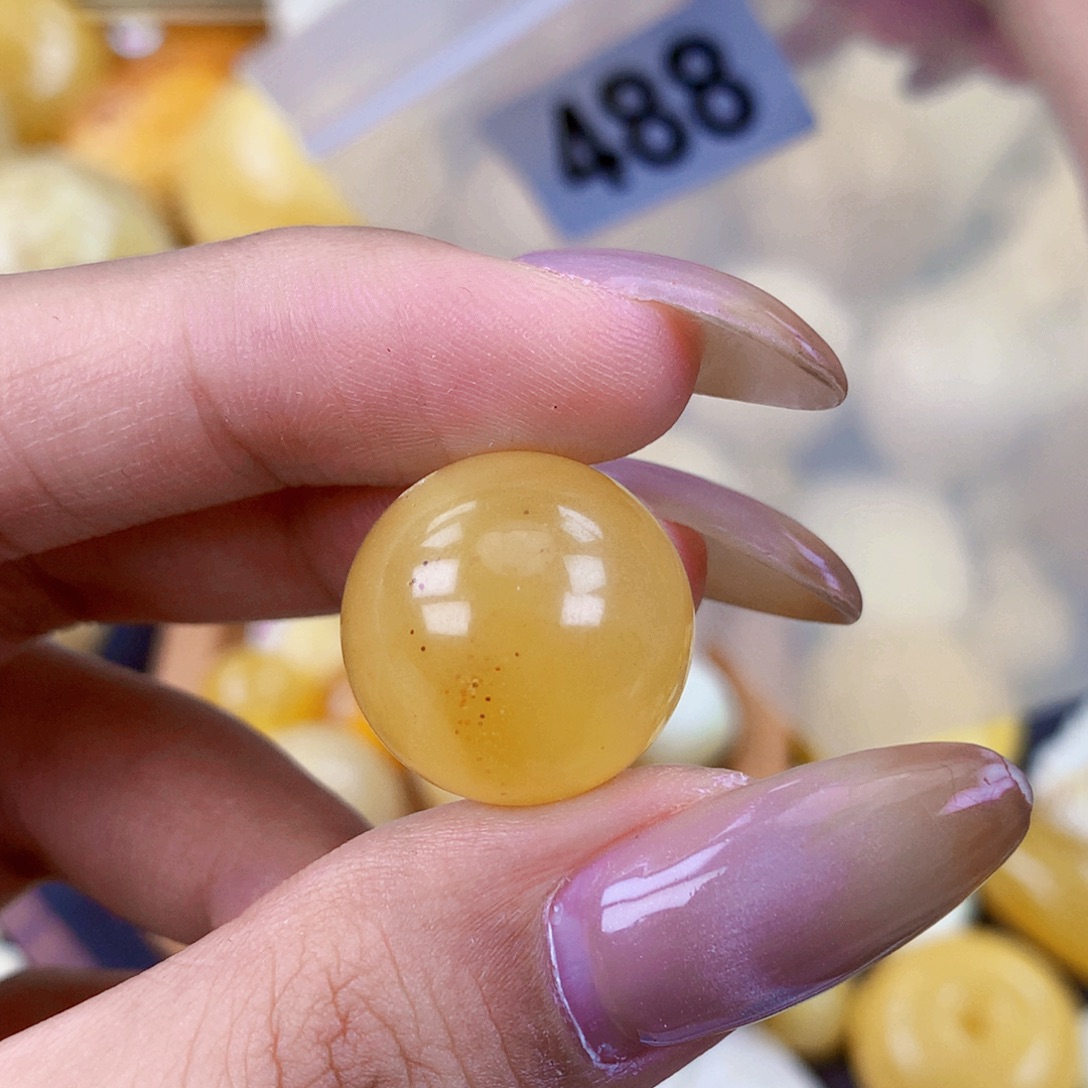 琥珀未镶嵌珠宝奇石18.3 粉