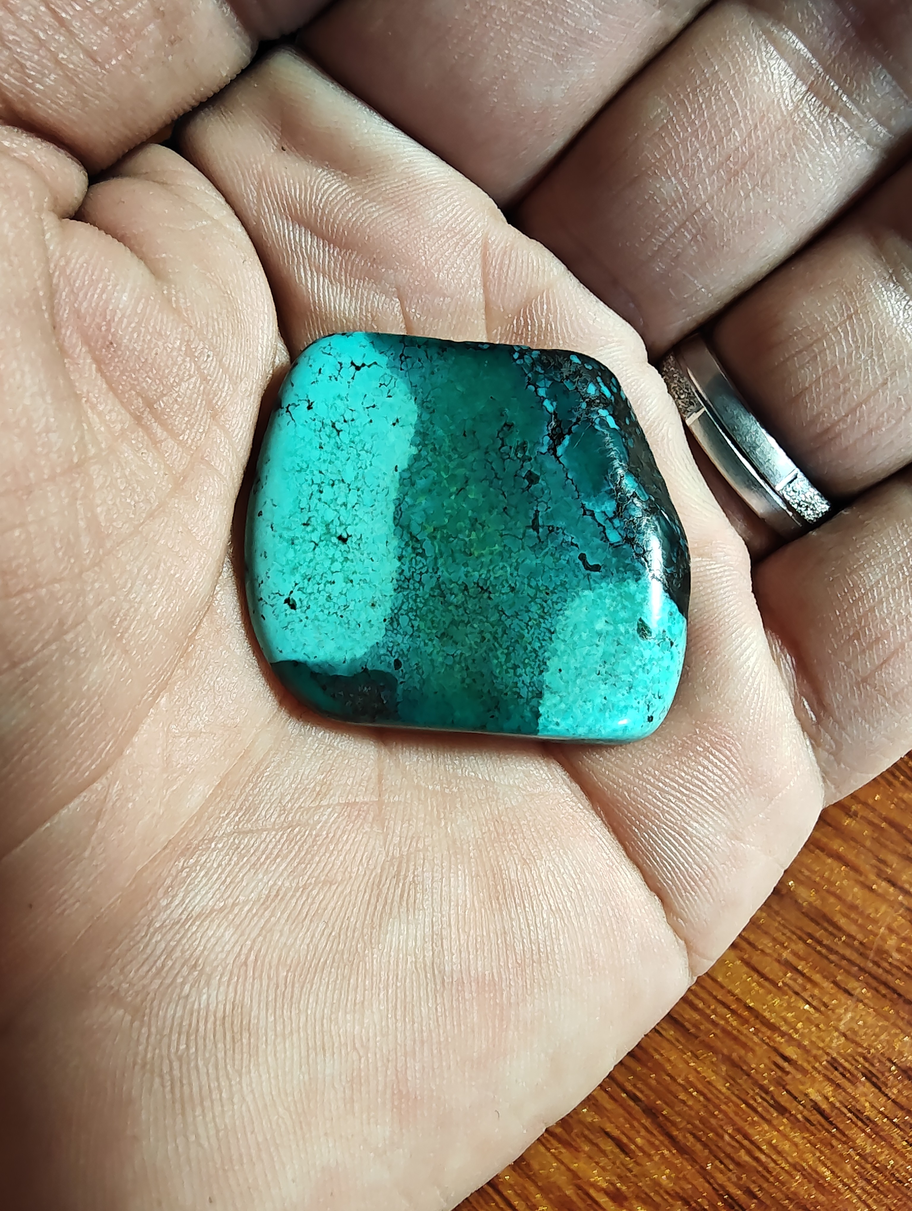 精美的老藏松吊坠