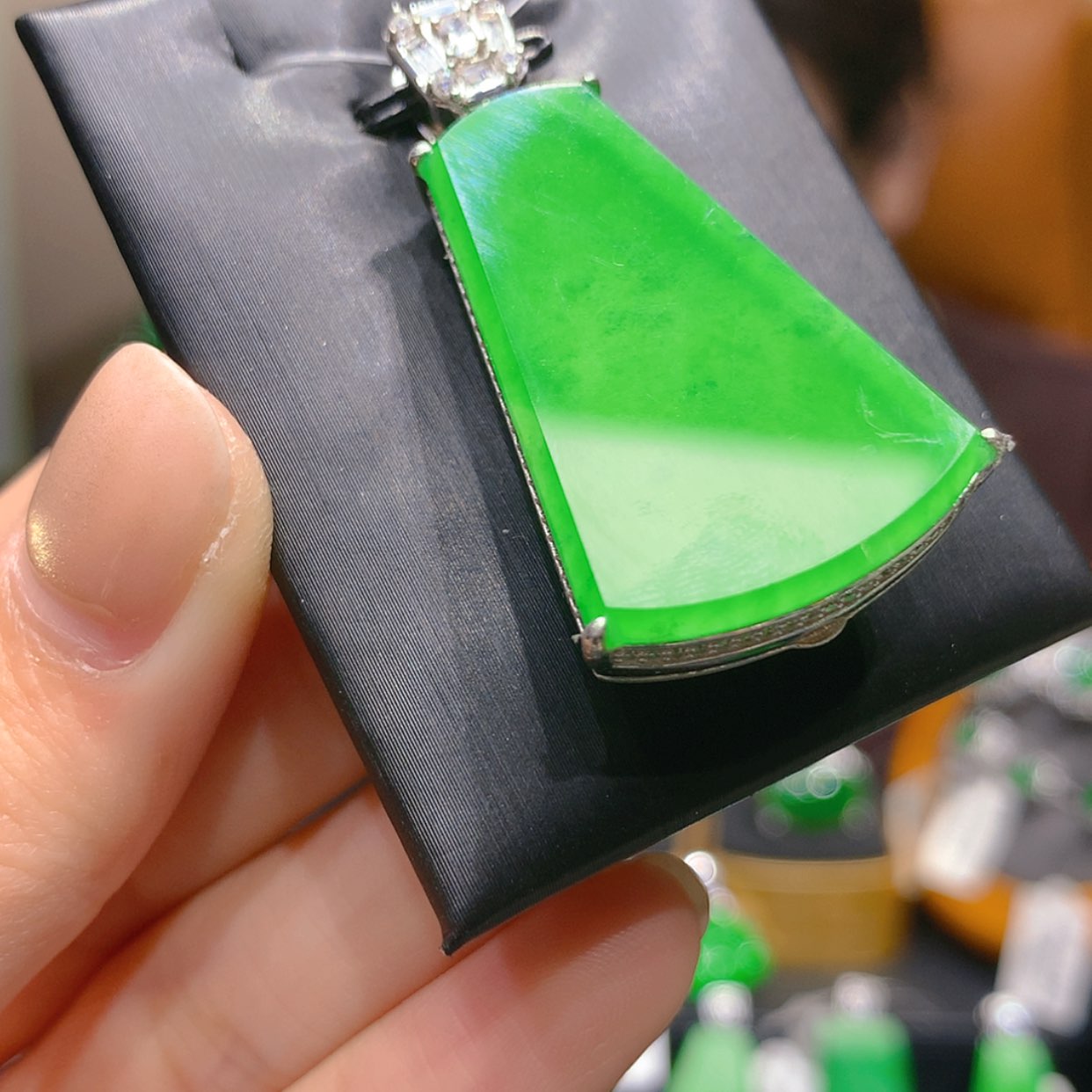 【闪购商品】颈饰银S925镶嵌翡翠5柒姐