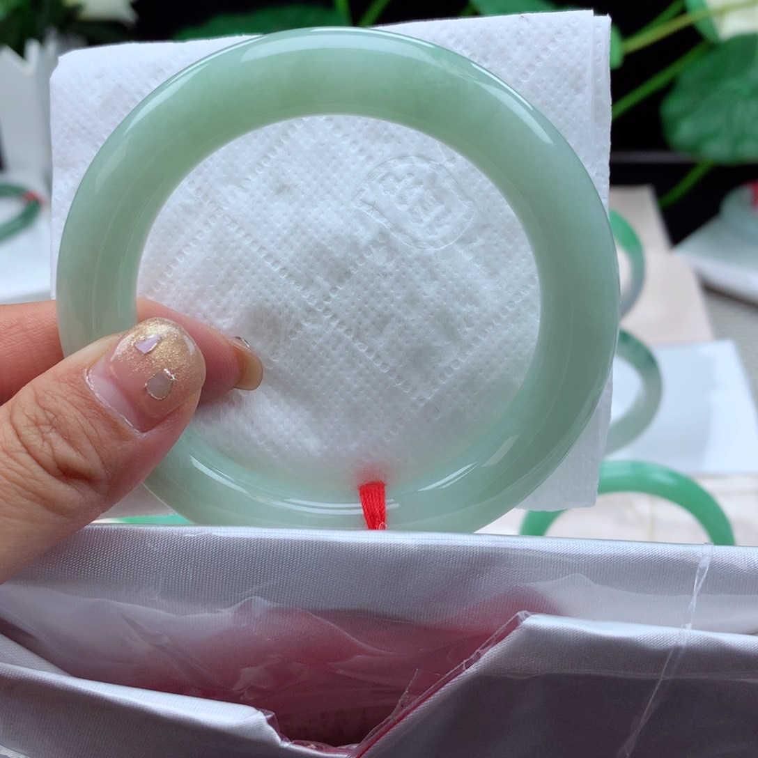 未镶嵌手镯翡翠纯天然3