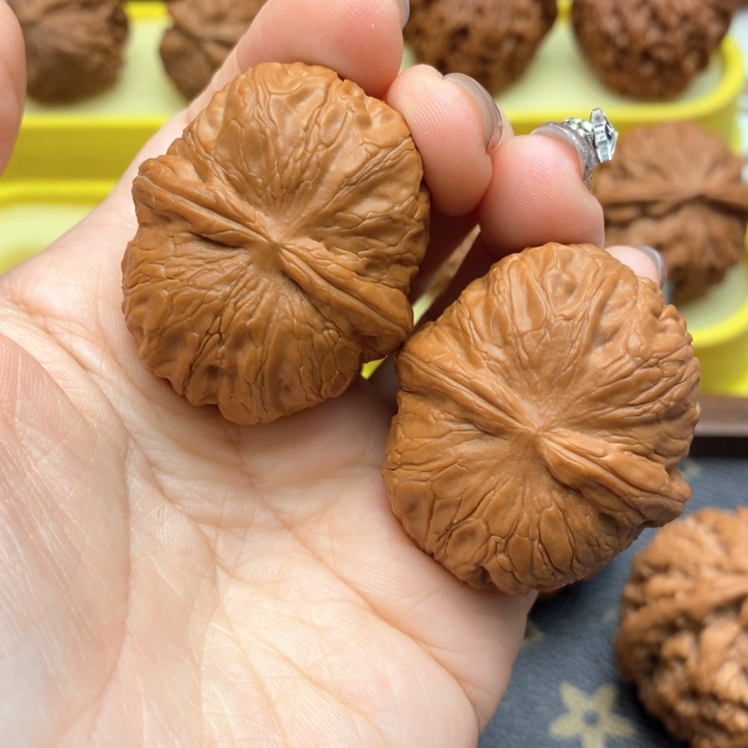 文玩核桃把件208号元宝