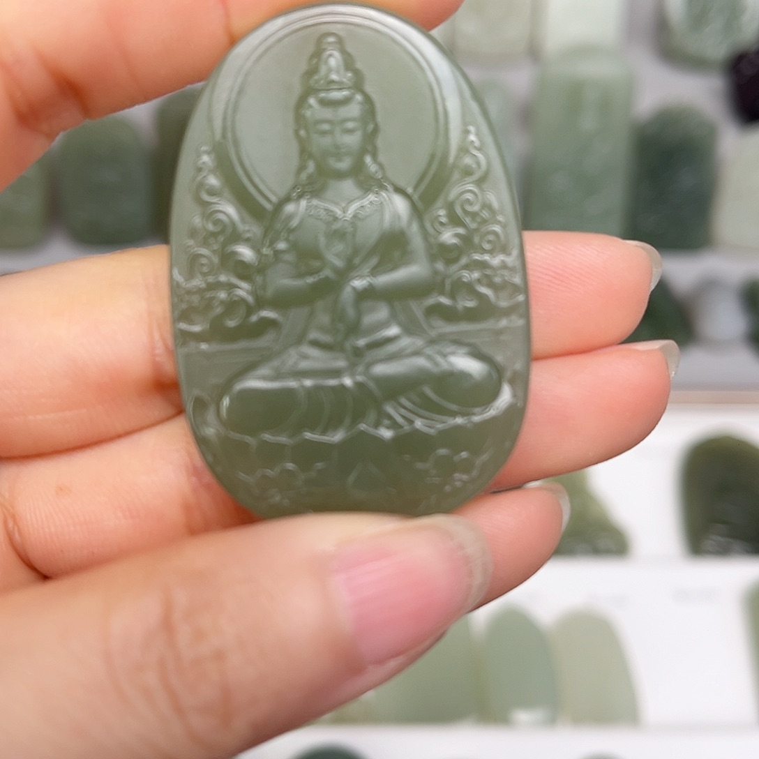 和田玉未镶嵌颈饰