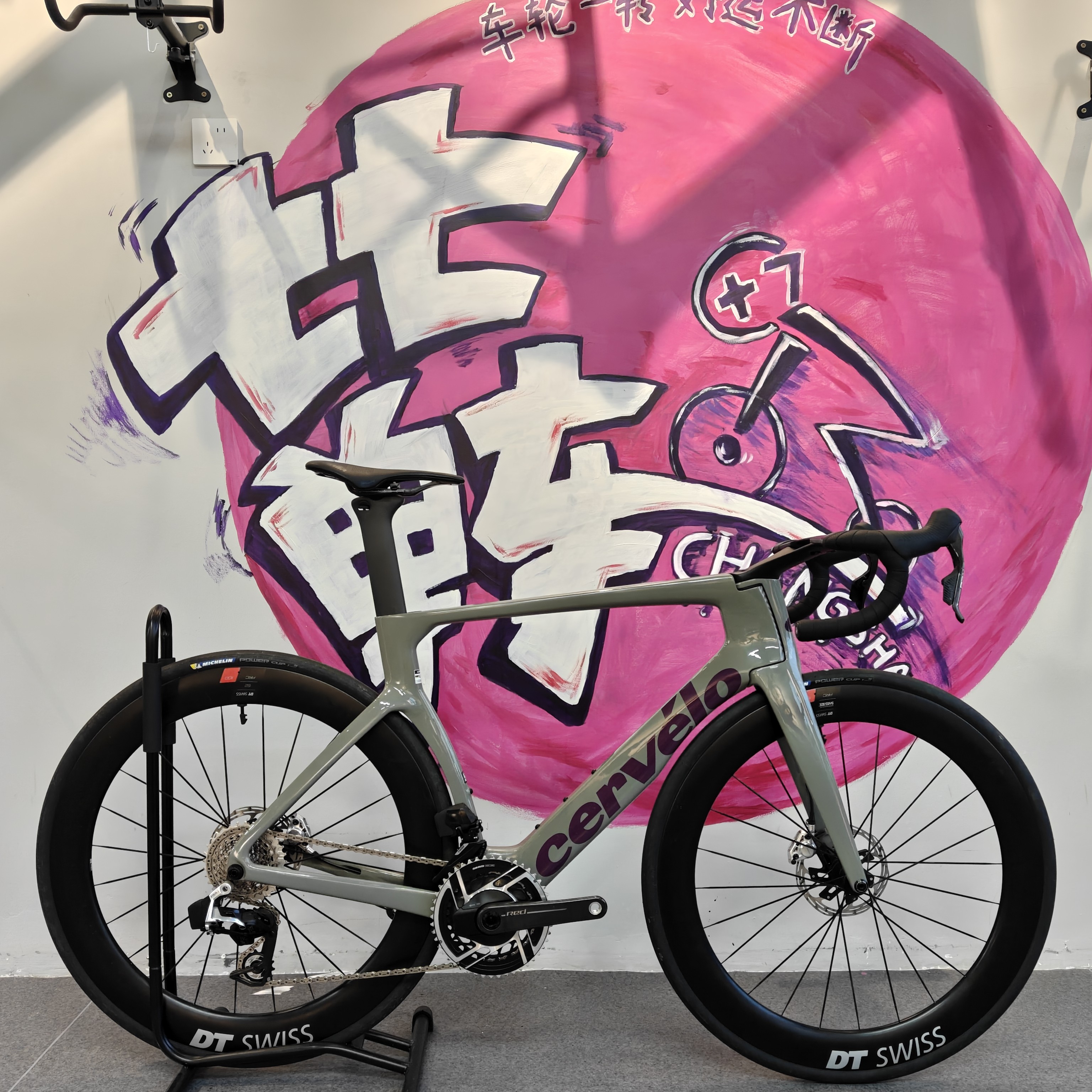 大鹅s5 鸽子灰56码178-185 redE1变速 dt1100轮组 原厂一体把