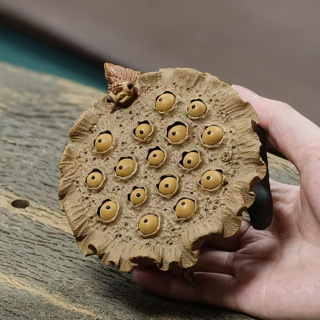 【貂蝉精选】金鱼莲蓬喷水茶宠·段泥