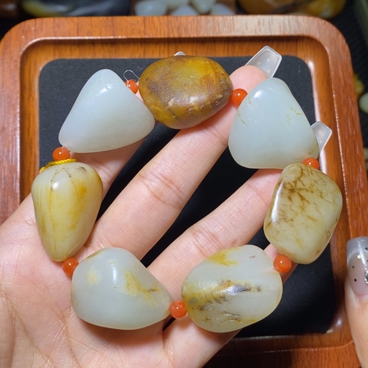 和田玉手链未镶嵌