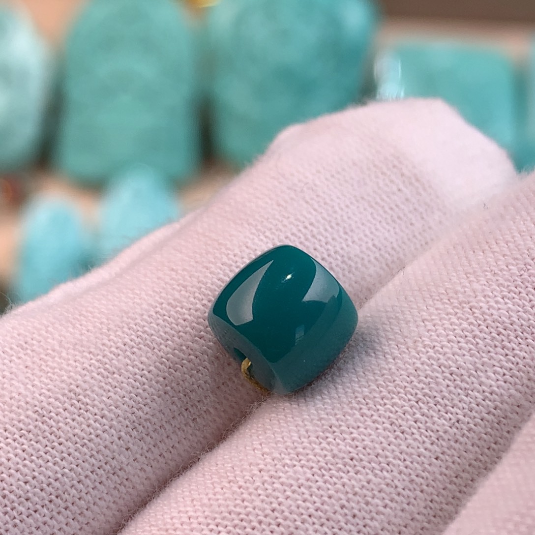 绿松石未镶嵌直切卡8.5