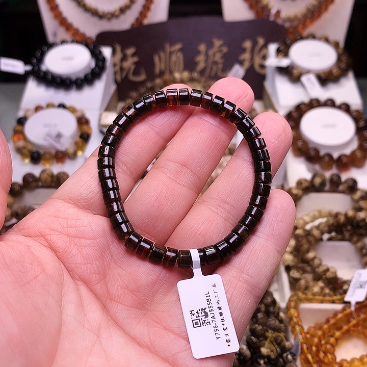 琥珀未镶嵌裸石6+翳珀756