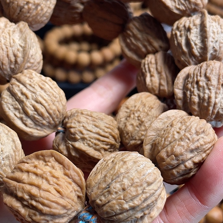 猴头核桃手串雾***?猴头核桃