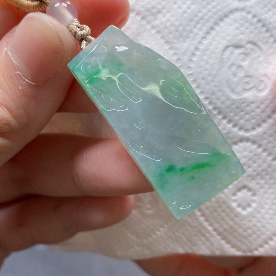 【闪购商品】翡翠吊坠(不含链)未镶嵌4352