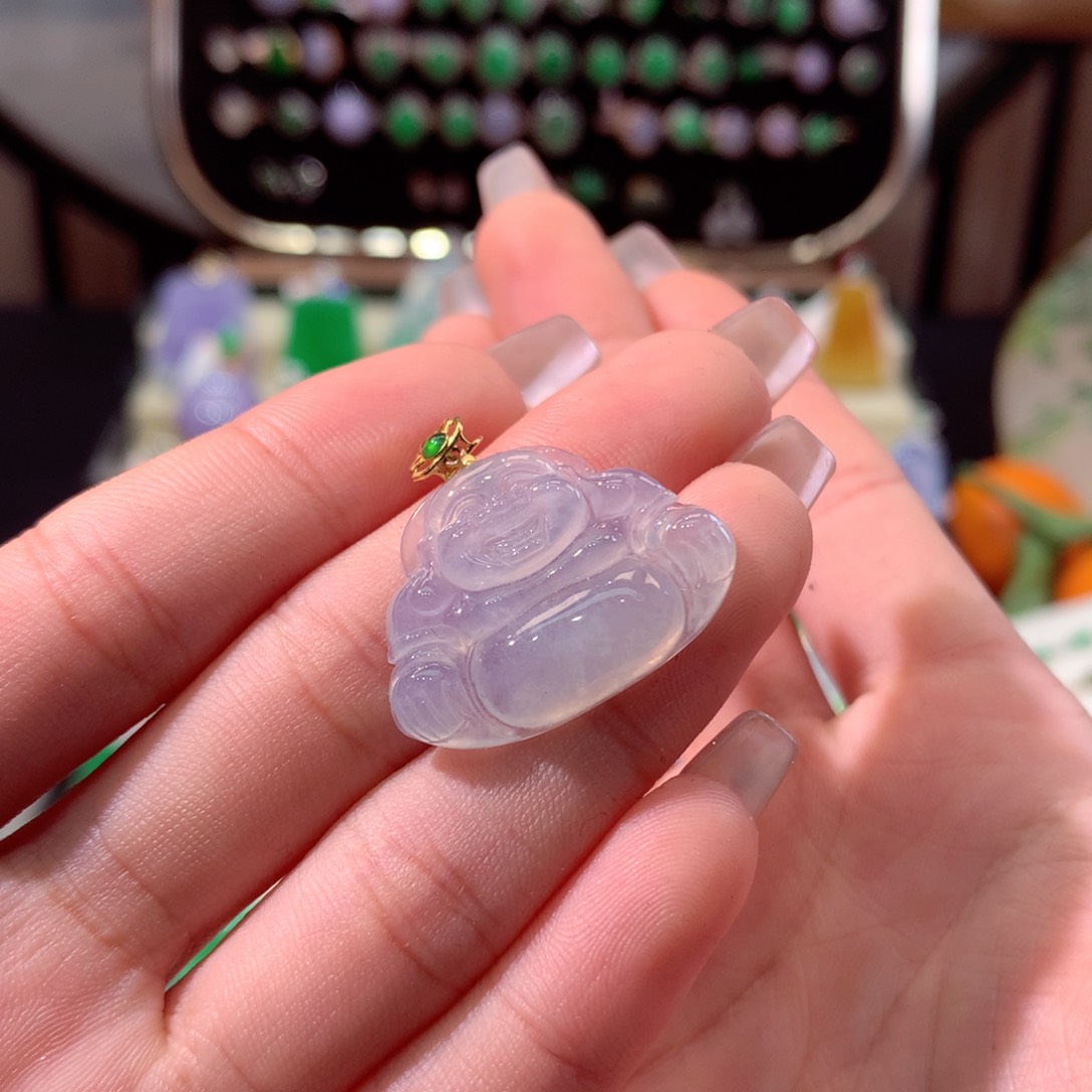 翡翠颈饰18K金镶嵌翡翠