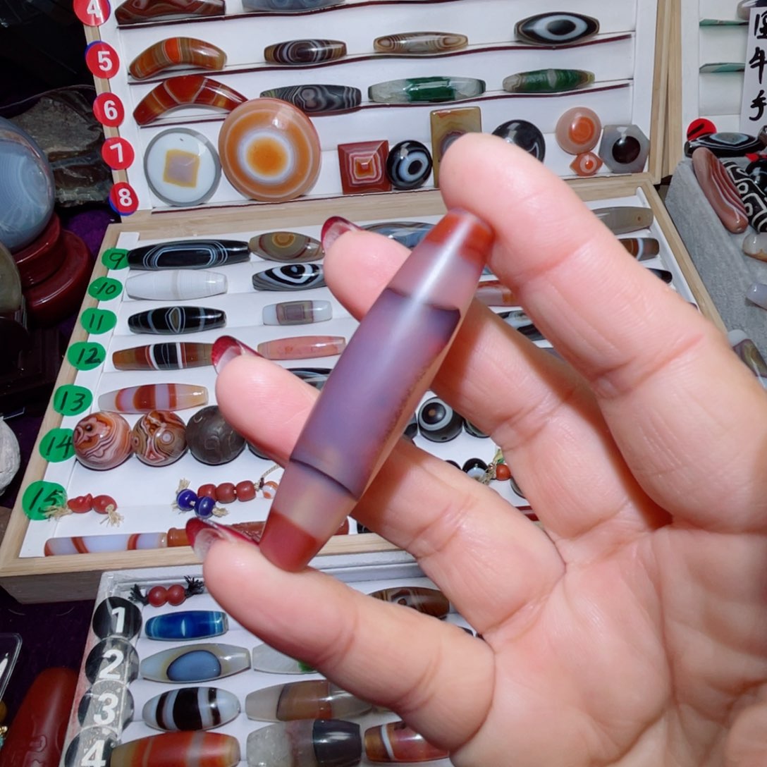 玛瑙/玉髓颈饰未镶嵌