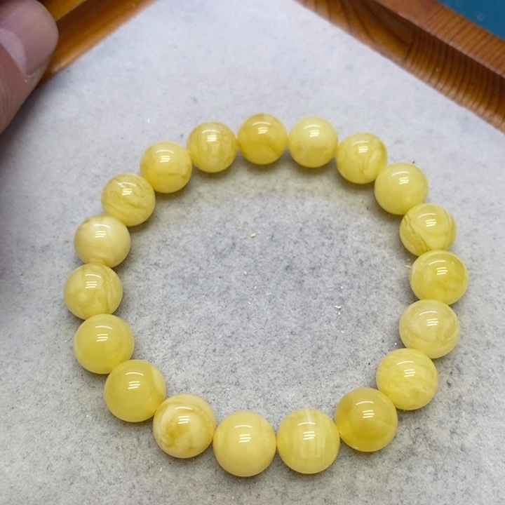 蜜蜡裸石未镶嵌手串