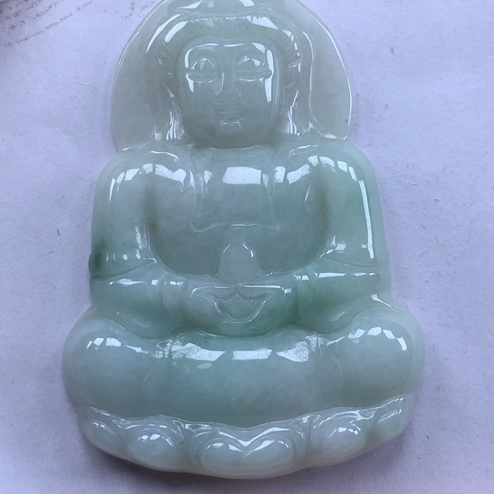 颈饰未镶嵌翡翠观音