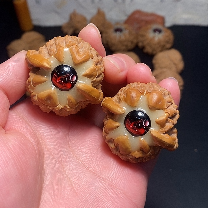 吊坠文玩核桃恶魔之眼