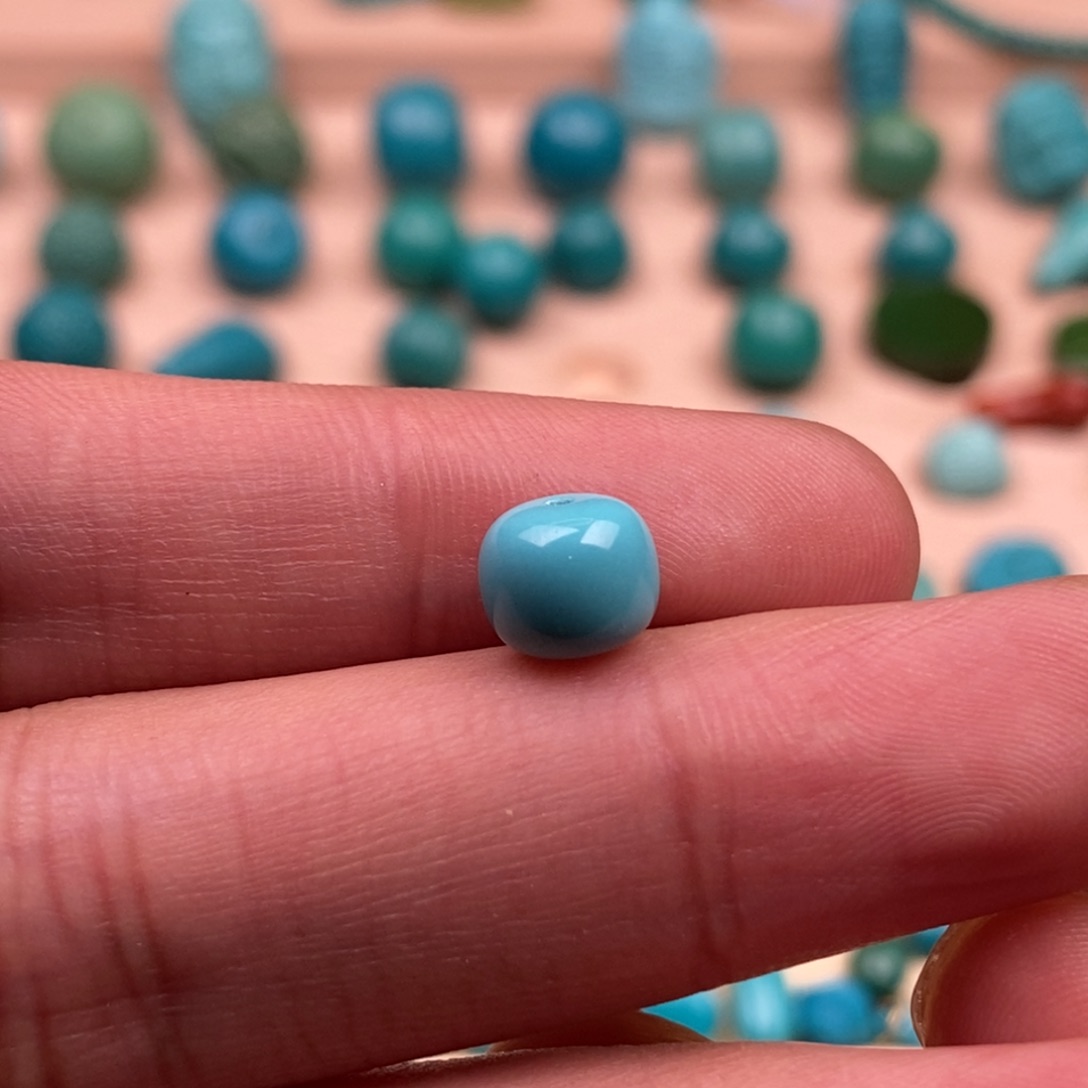 绿松石配饰未镶嵌