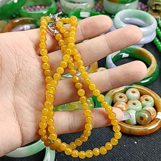 是***呐翡翠挂件未镶嵌翡翠