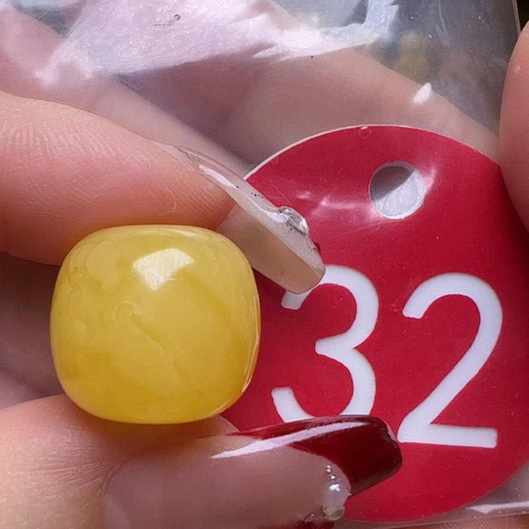 蜜蜡未镶嵌珠宝奇石15mm鸡油黄老型