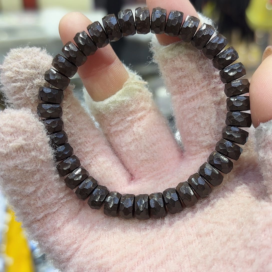 L****哥耶第无相单圈手串全品高货