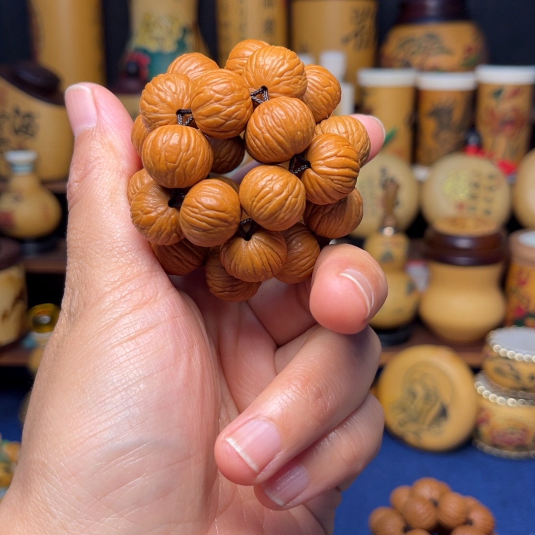 大叶紫檀（黑酸枝木类）