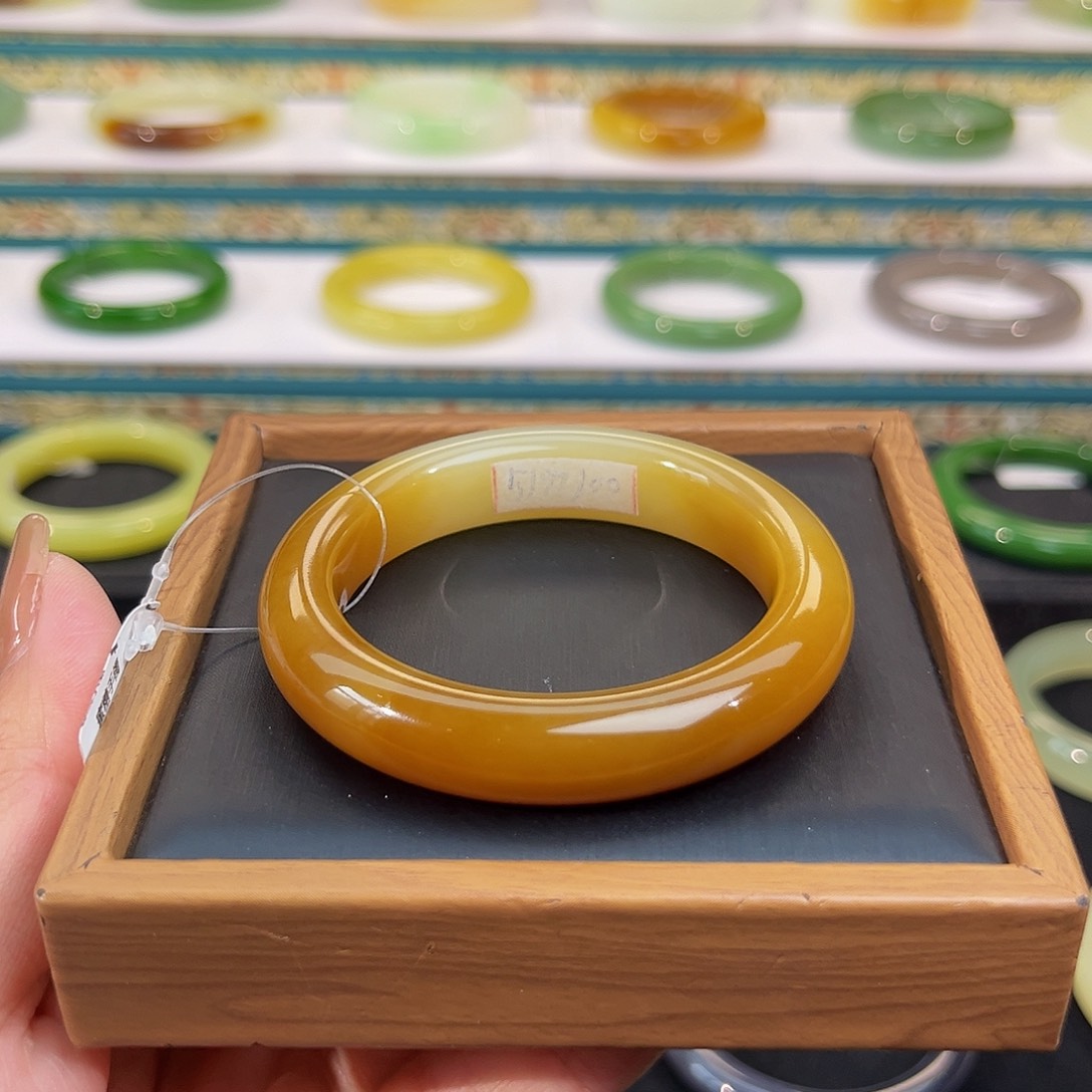 未镶嵌手镯和田玉-老红糖手镯