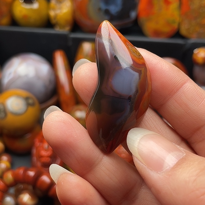 玛瑙/玉髓颈饰未镶嵌