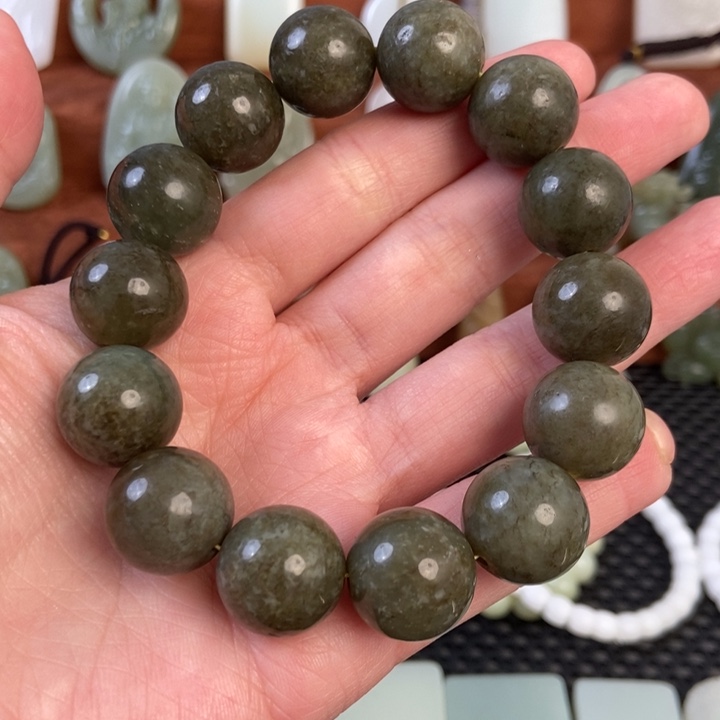 和田玉未镶嵌手链