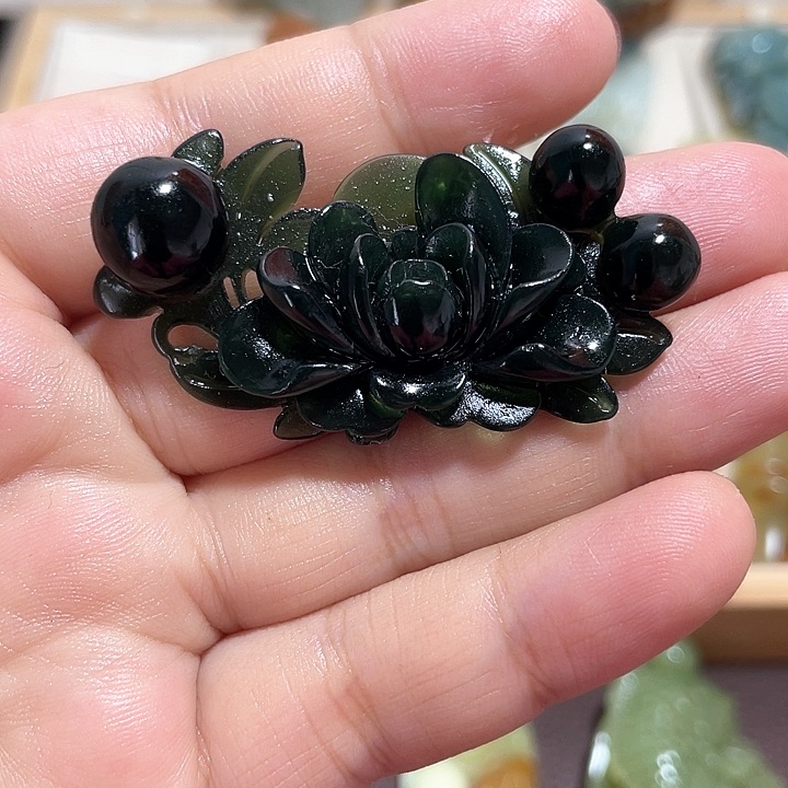岫玉吊坠(不含链)未镶嵌