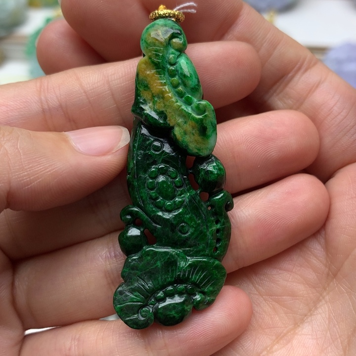 颈饰未镶嵌翡翠翡翠