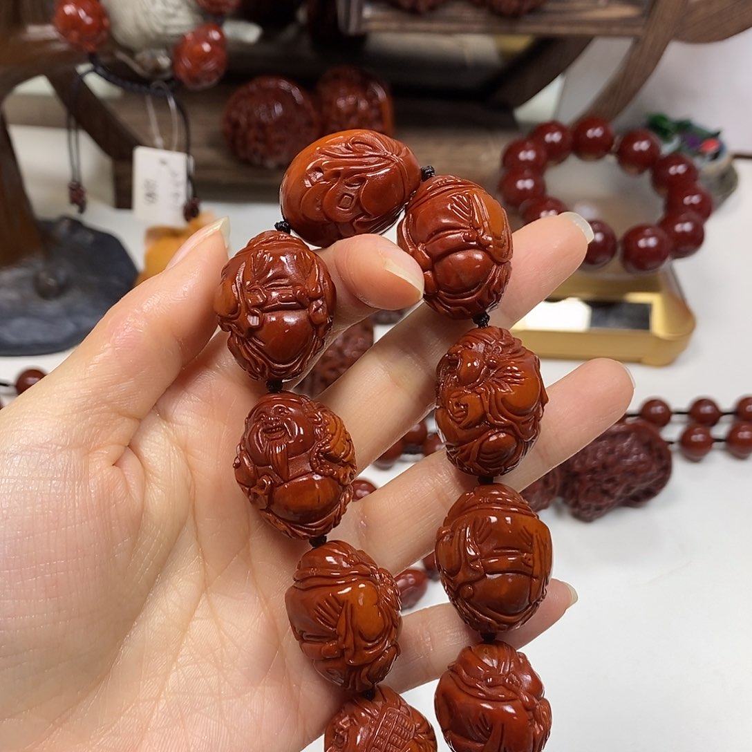 鸿***椅橄榄核吊坠橄榄核