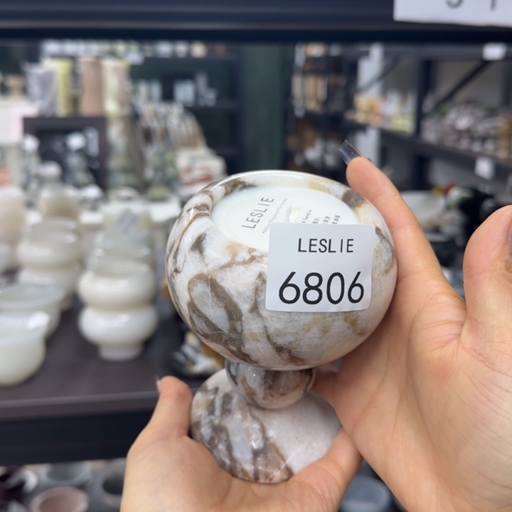 Yy6806。。。。。。。。。。。蓝风铃