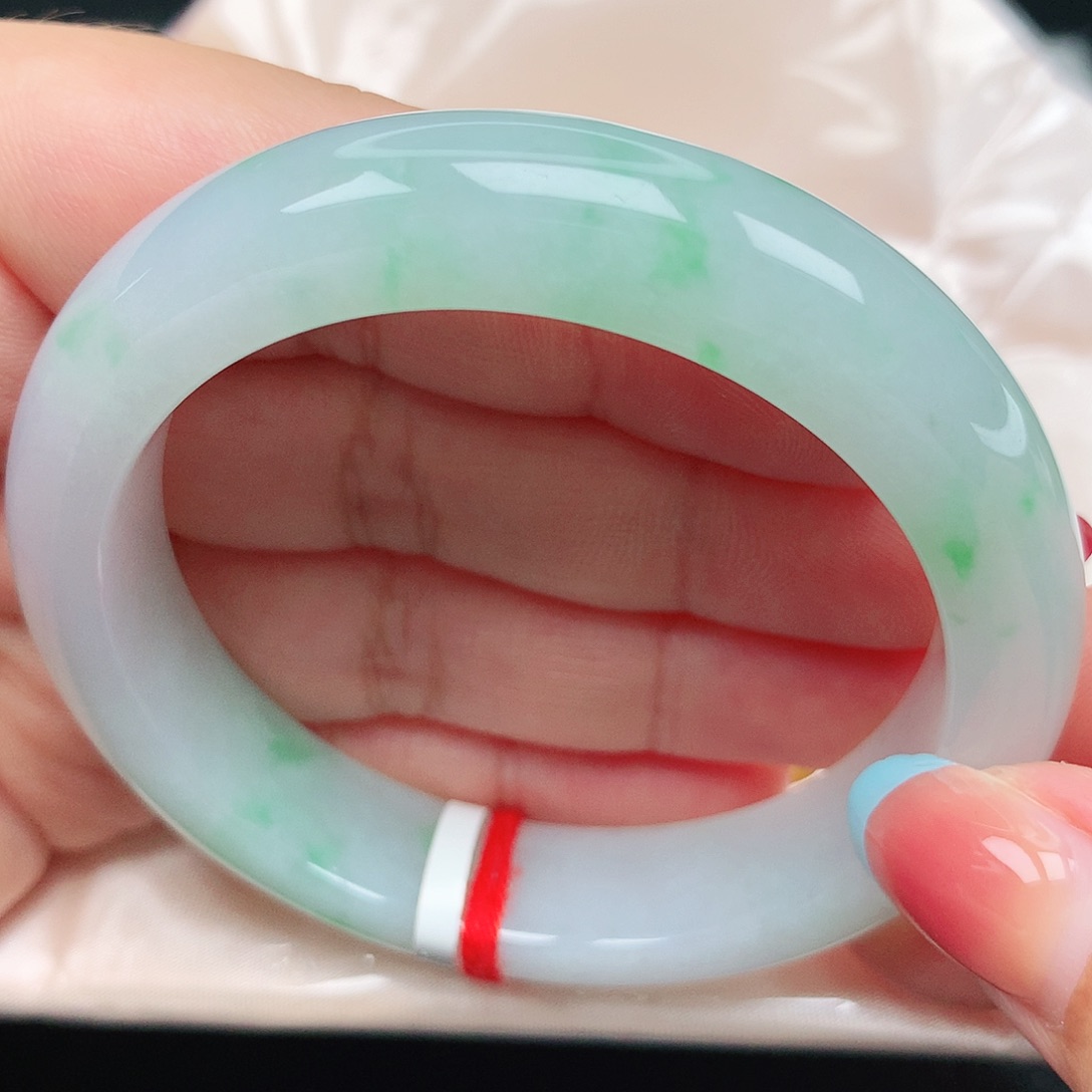 未镶嵌手镯翡翠29冰胶阳绿飘花