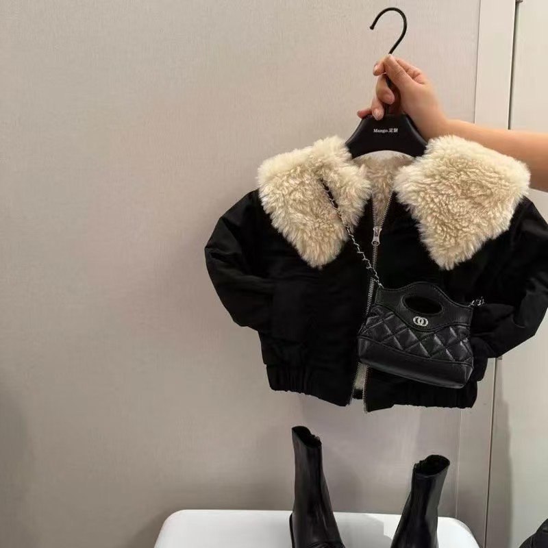 女童冬季新款毛绒外套百搭棉服洋气女宝宝大翻领保暖抓绒外套