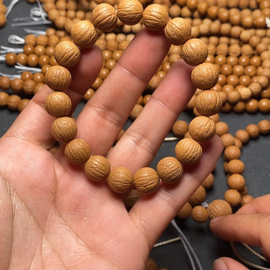 猴头核桃手串来宝