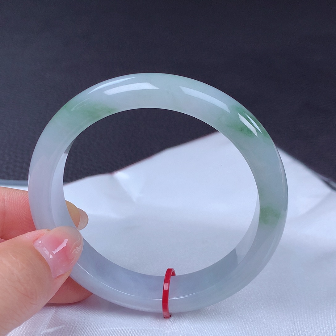 翡翠手镯未镶嵌59圈口431301