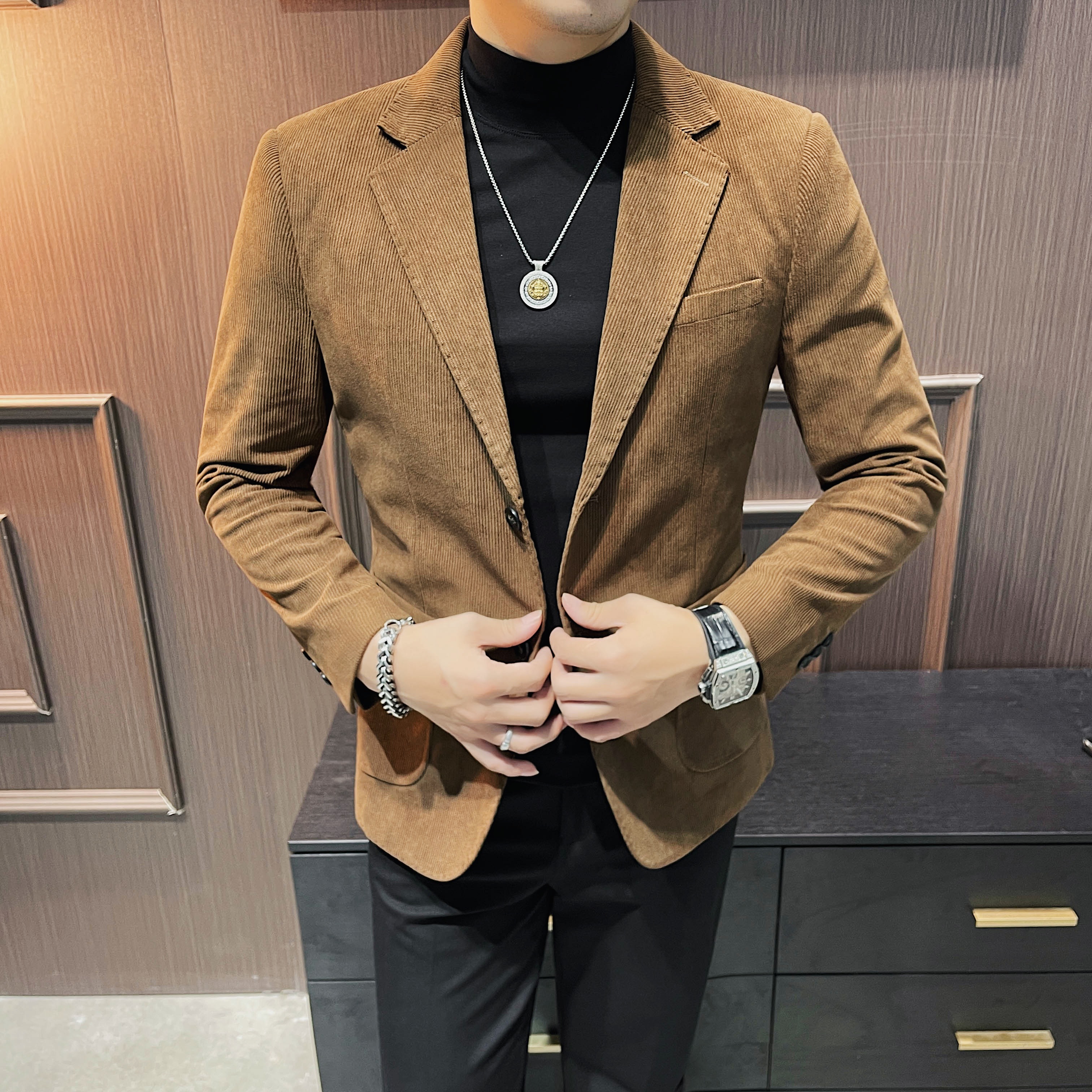 灯芯绒小西装外套男款爆款2025新款男装秋冬潮流痞帅男士休闲西服