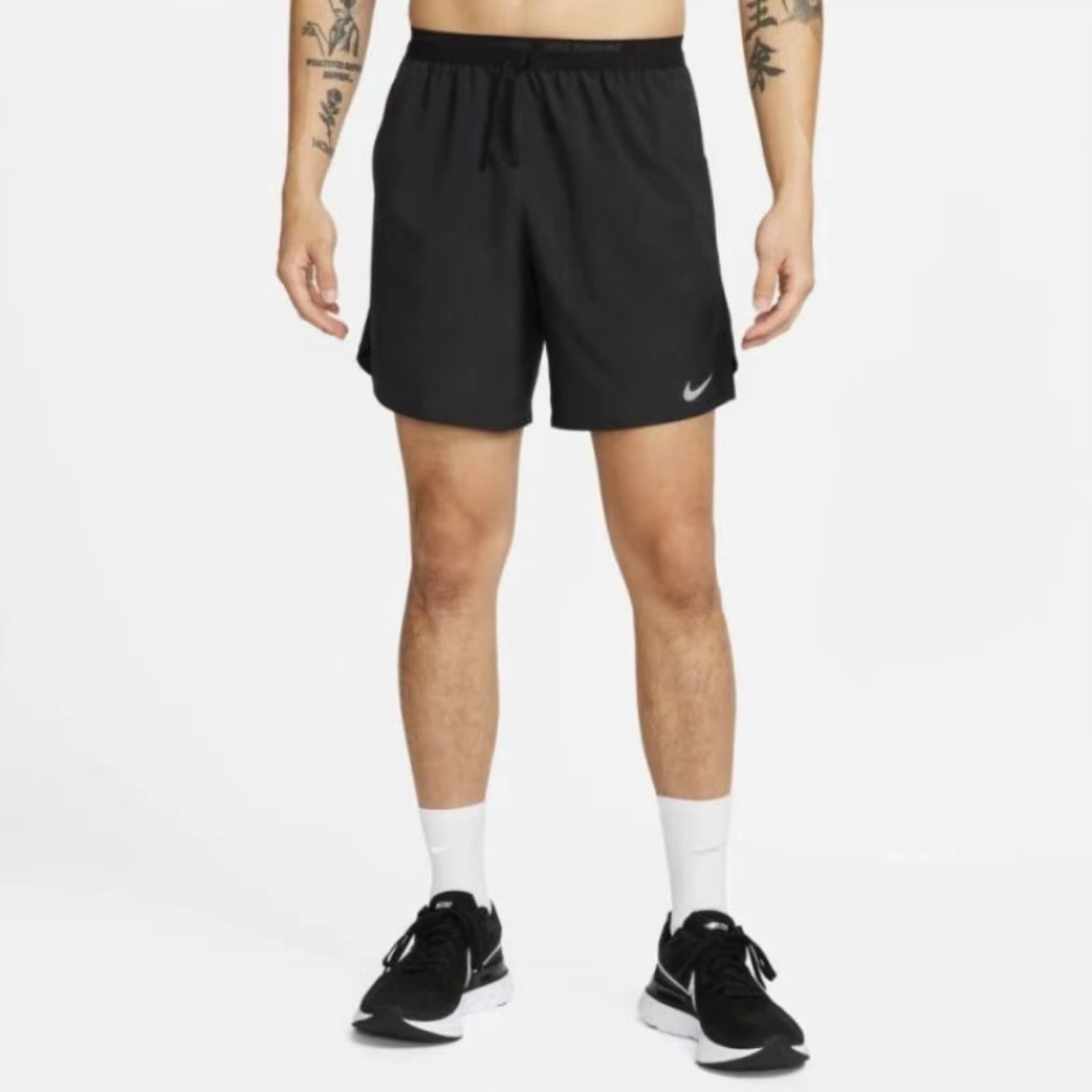 NIKE/耐克男子速干黑色健身户外训练夏季宽松跑步短裤DM4742010