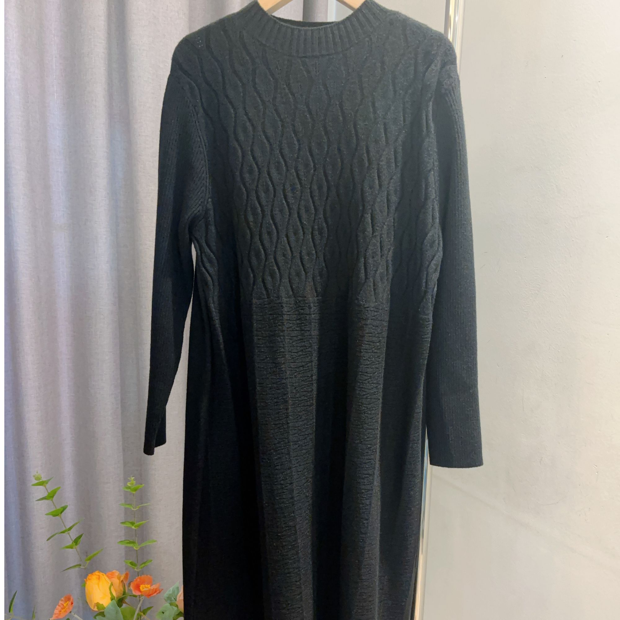 073#新品波纹立体显瘦羊毛连衣裙