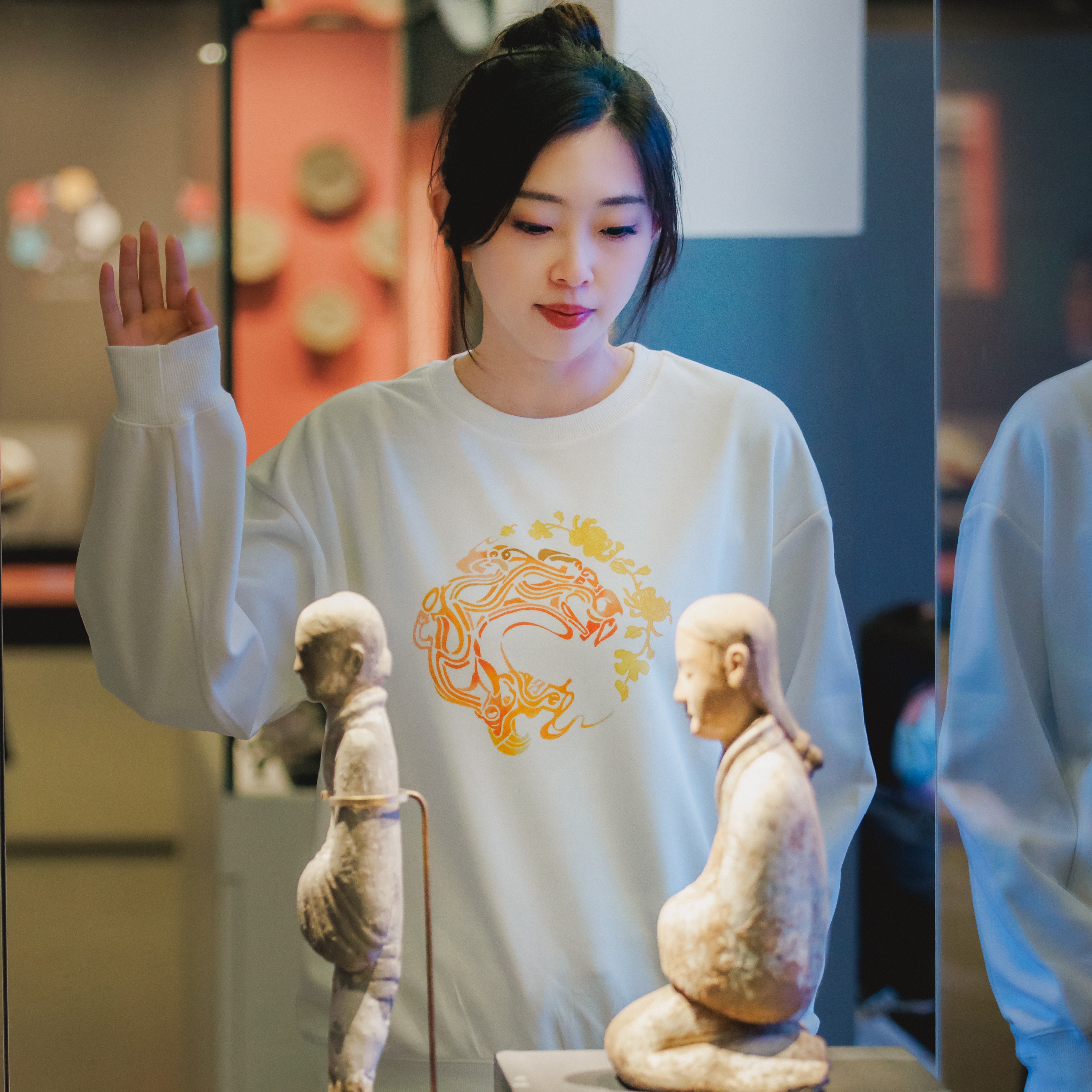 XIZHAO原创国潮金怪兽圆领卫衣春秋