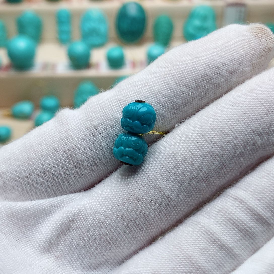 绿松石配饰未镶嵌