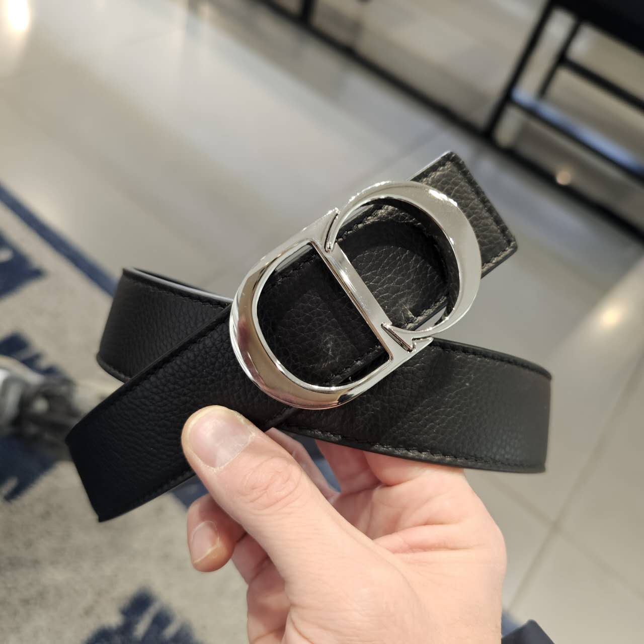未使用 DIOR/迪奥 男士男款时尚休闲黑色真皮百搭