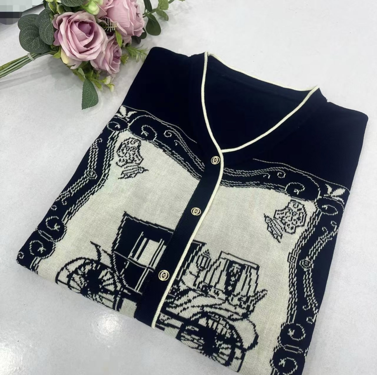 【英伦老爷车长袖】藏青色天丝冰爽透气针织衫v领假开衫