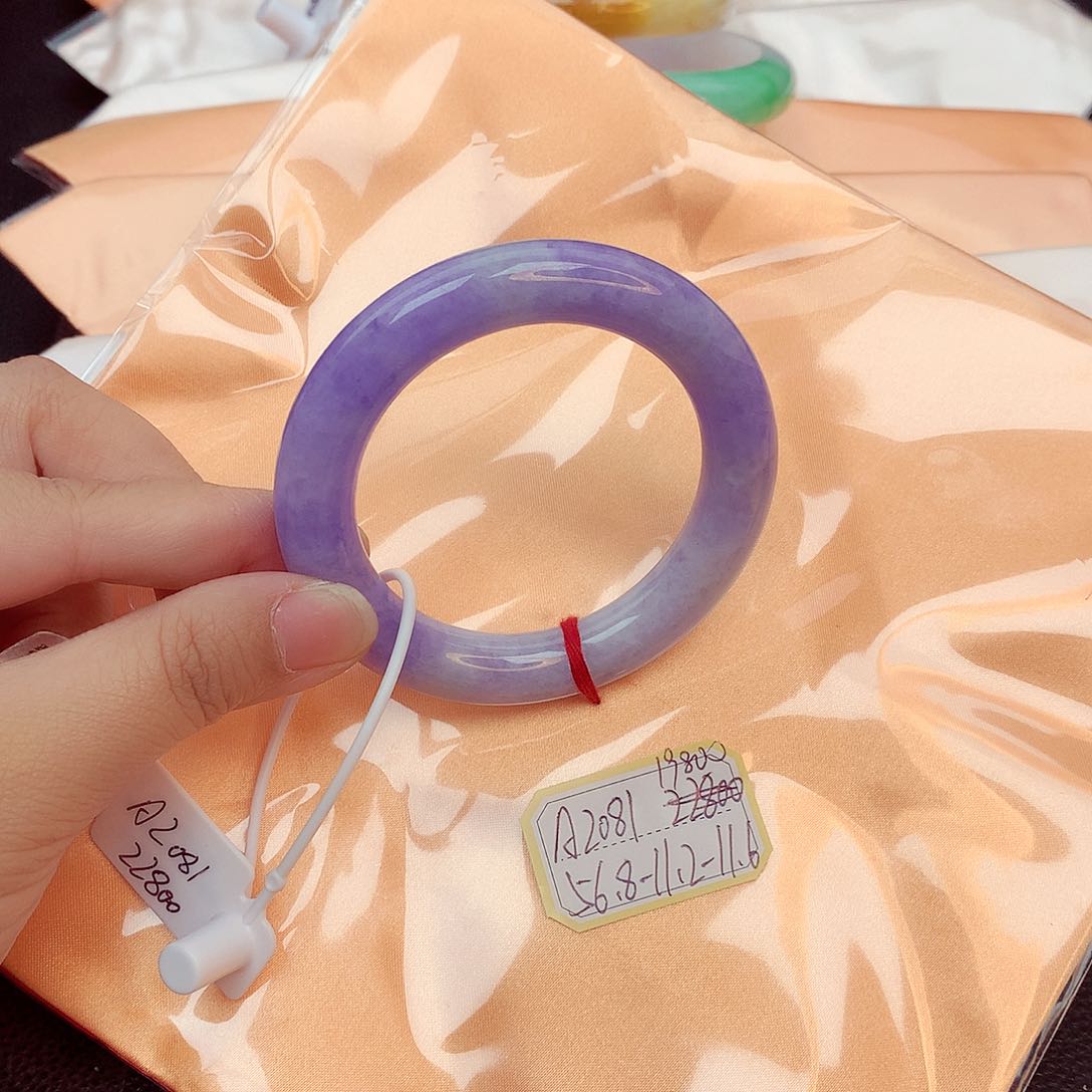 翡翠手镯未镶嵌雪****花天然缅甸翡翠A货