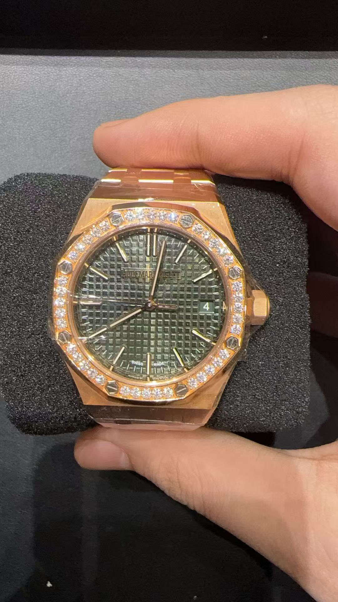 99新 AIPE/爱彼 团长/爱彼15551or/37mm/22年全套