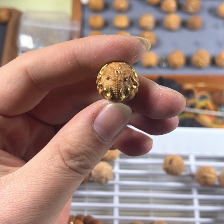 核桃手串/手链@****i包金象神18.6尺寸