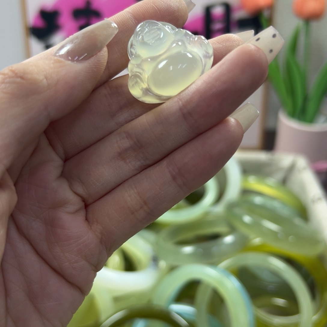 蛇纹石玉手镯未镶嵌170