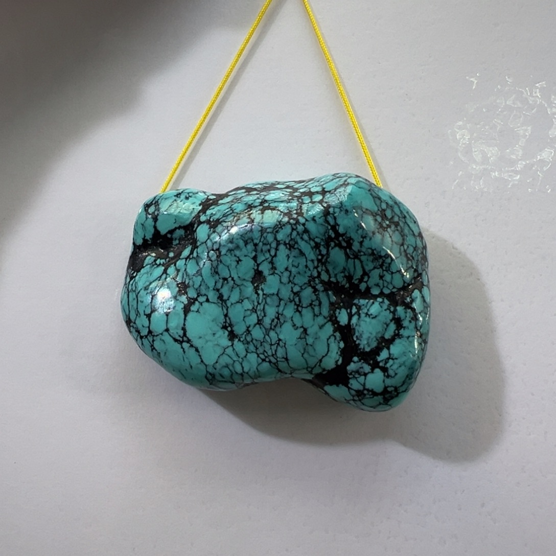 绿松石未镶嵌挂件