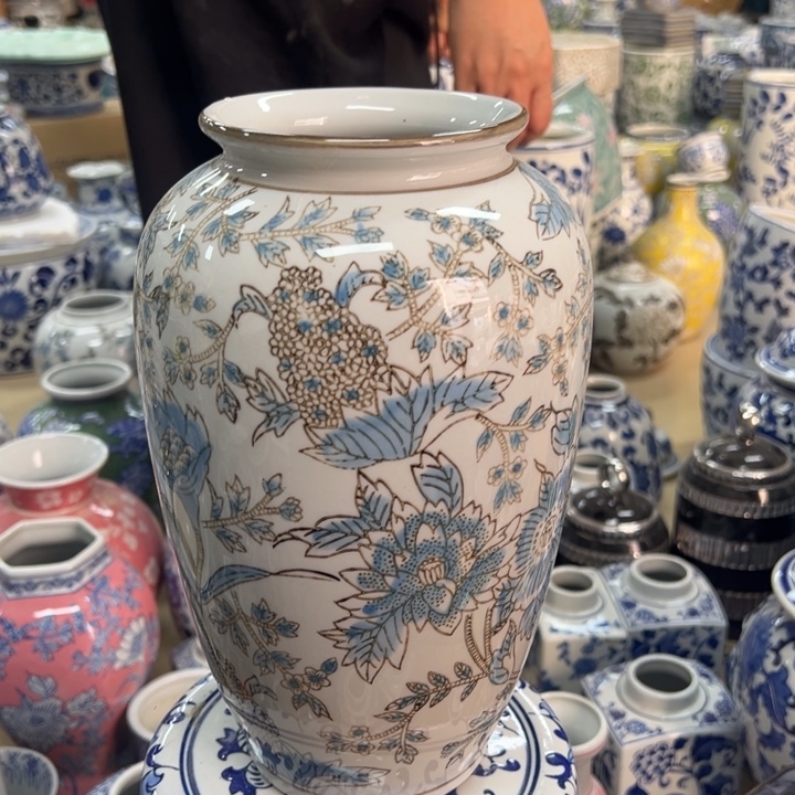 瓷片微瑕。。。。。。。。。。。