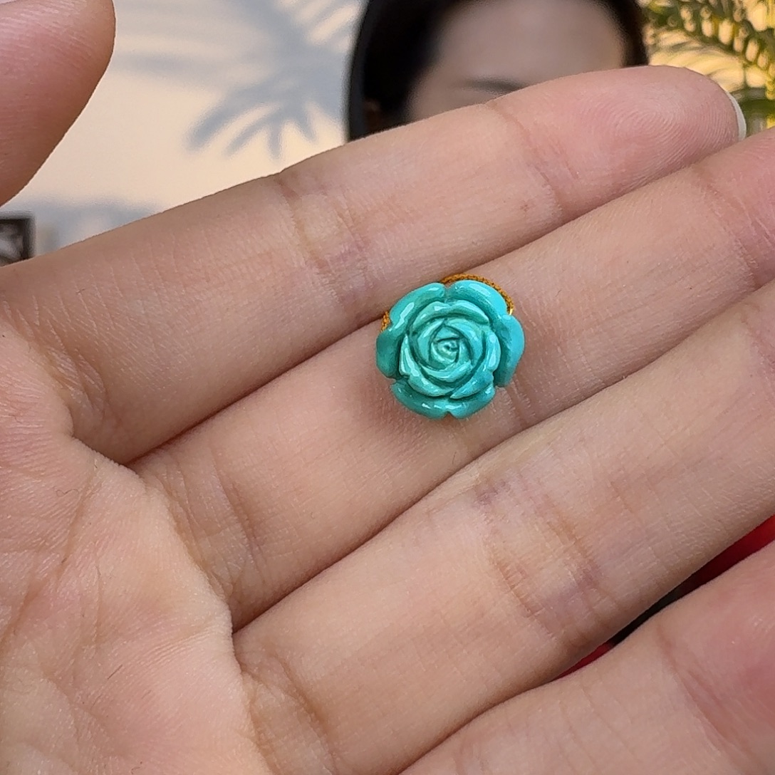 绿松石未镶嵌珠宝奇石