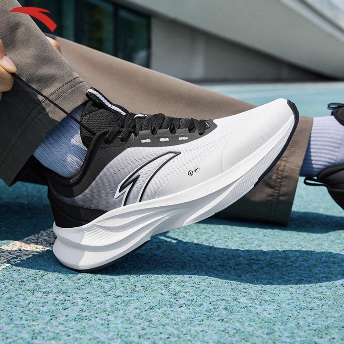 安踏 城际丨秋季新款跑鞋男女户外耐磨运动鞋跑鞋112445507-YH