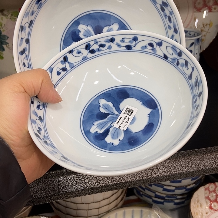 汐***畅瓷片日本进口两只萝卜6.7钵